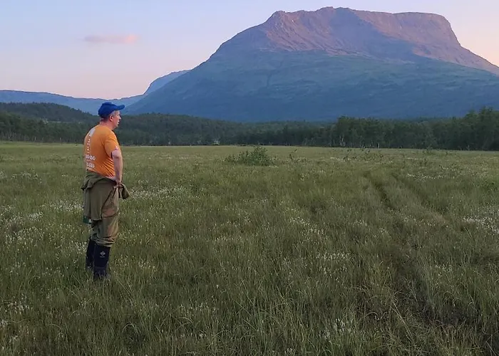 Lapphaugen Turiststasjon * Tennevoll