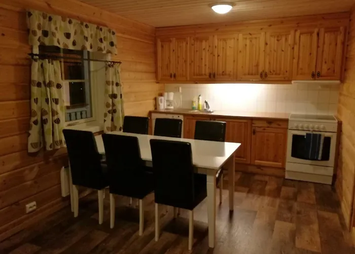 Lapphaugen Turiststasjon Lodge Tennevoll