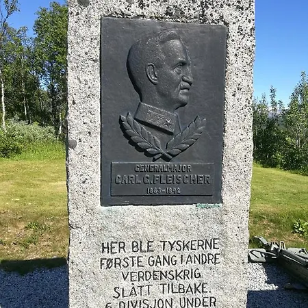 Lapphaugen Turiststasjon Tennevoll