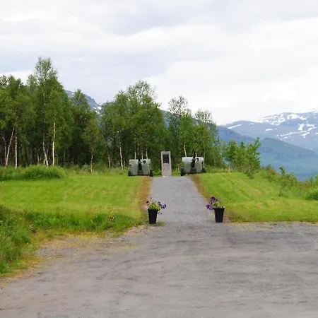 Lapphaugen Turiststasjon Tennevoll