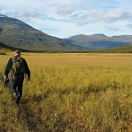 Orman Evi Lapphaugen Turiststasjon Tennevoll