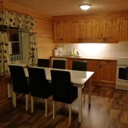 Lapphaugen Turiststasjon Lodge Tennevoll